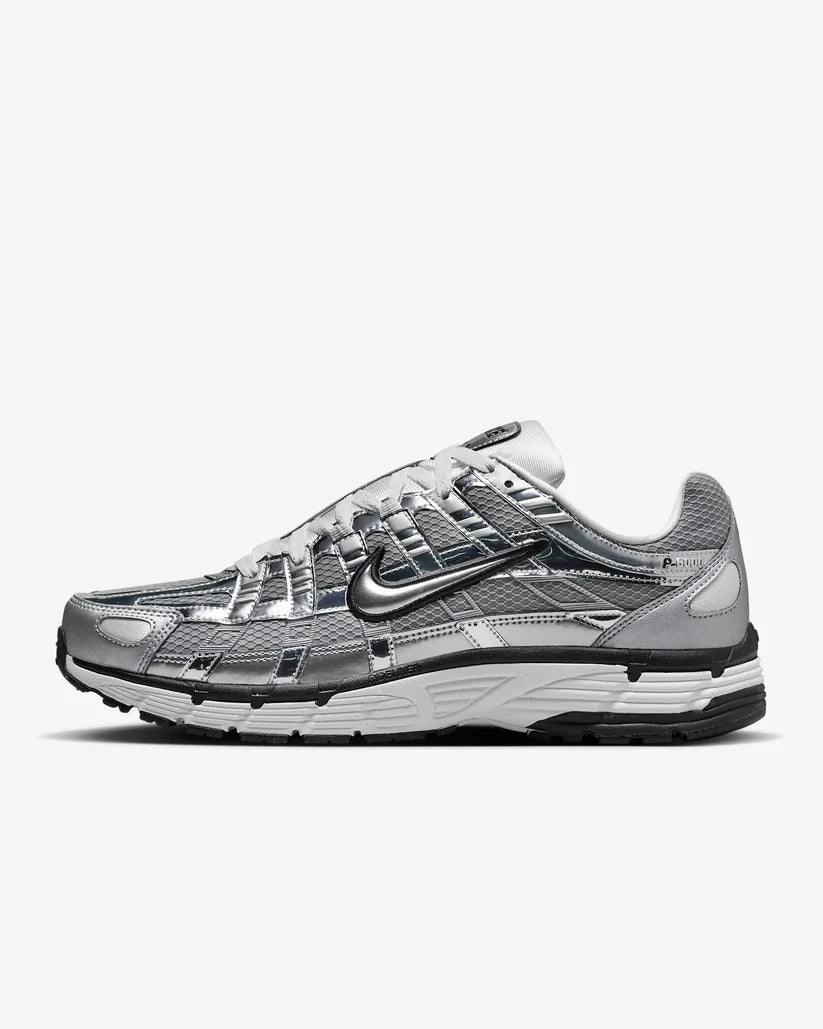 NIKE P6000 Plateada