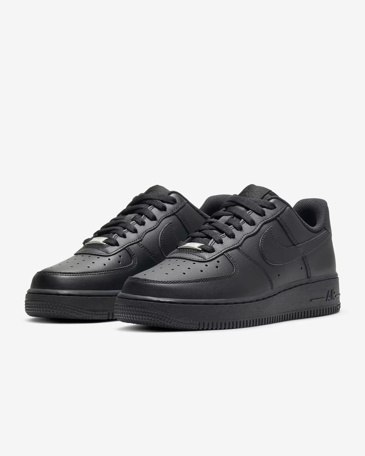 NIKE AIR FORCE ONE NEGROS
