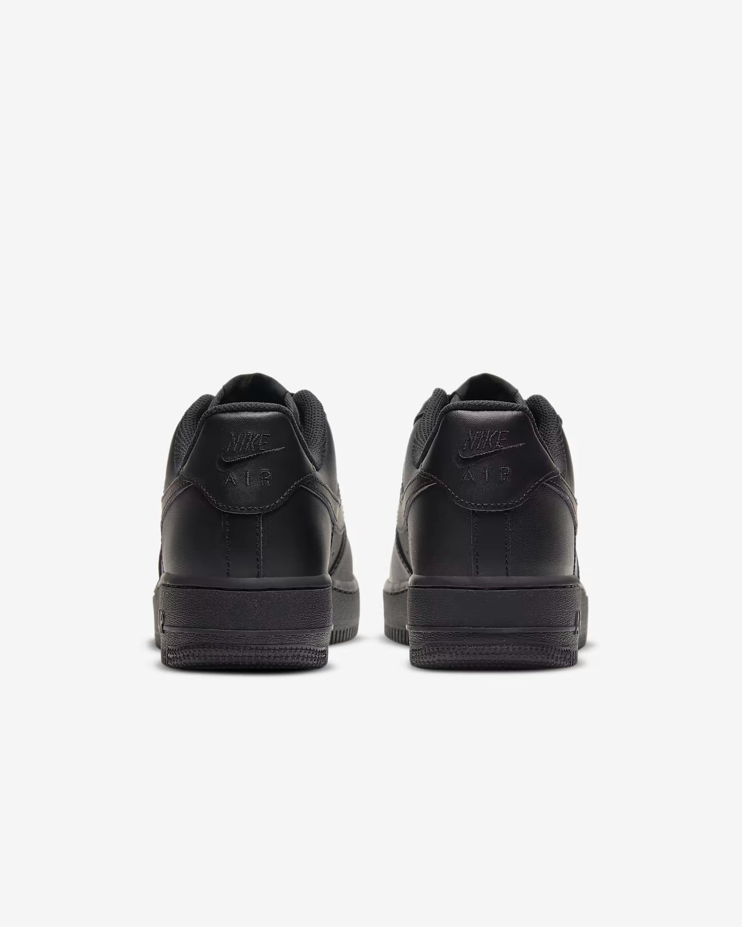 NIKE AIR FORCE ONE NEGROS