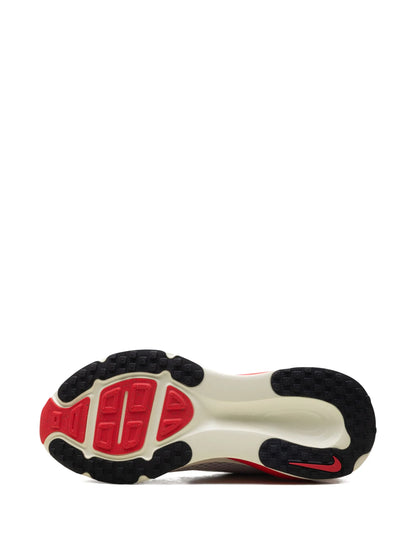 NIKE VOMERO 18 Blanco Rojo
