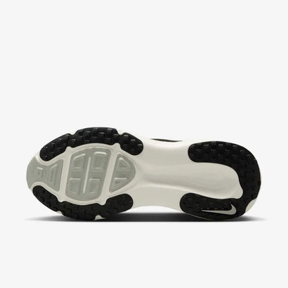 NIKE VOMERO 18 Negro Leche de coco