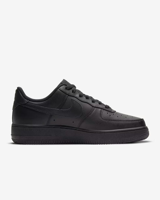 NIKE AIR FORCE ONE NEGROS